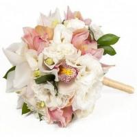 Свадебный букет с  орхидей ,эустомой 