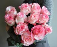 11 роз Болевард Эквадор 60см